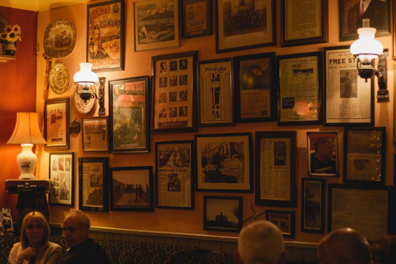 The Village Inn Bohola Εξωτερικό φωτογραφία